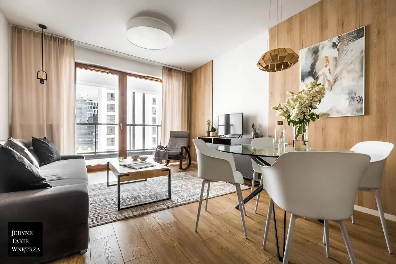 Cozy Family Apartments With Parking & Balcony Warschau